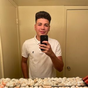 Meet your Posher, Ismael